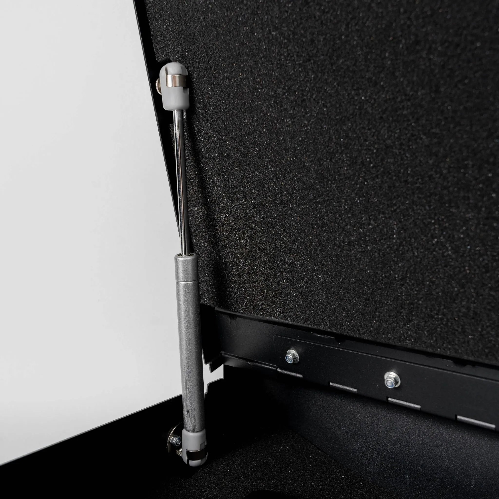 BoostedSafe Elite: Fingerprint, Key & Digital Combo